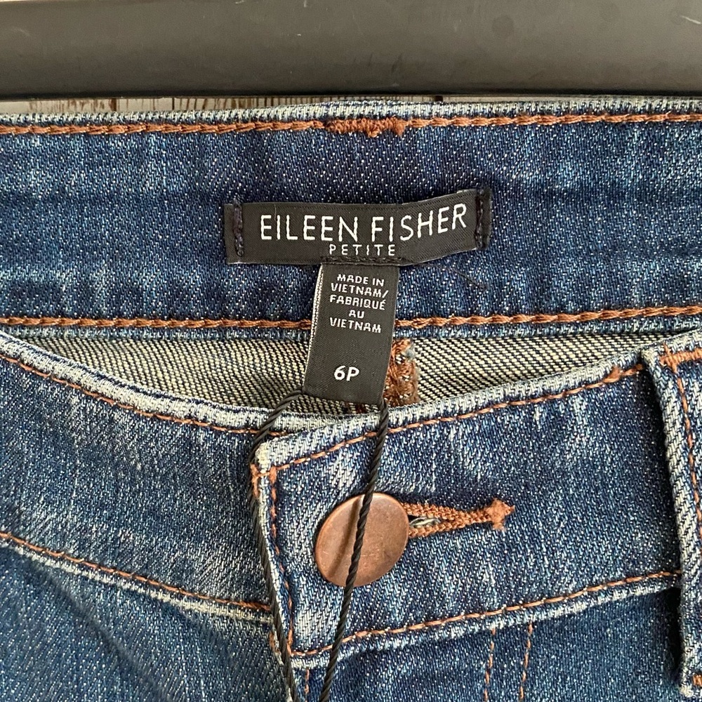 Eileen Fisher Organic Cotton Medium Wash Straight Leg Jeans Size 6 Petite - Picture 4 of 6